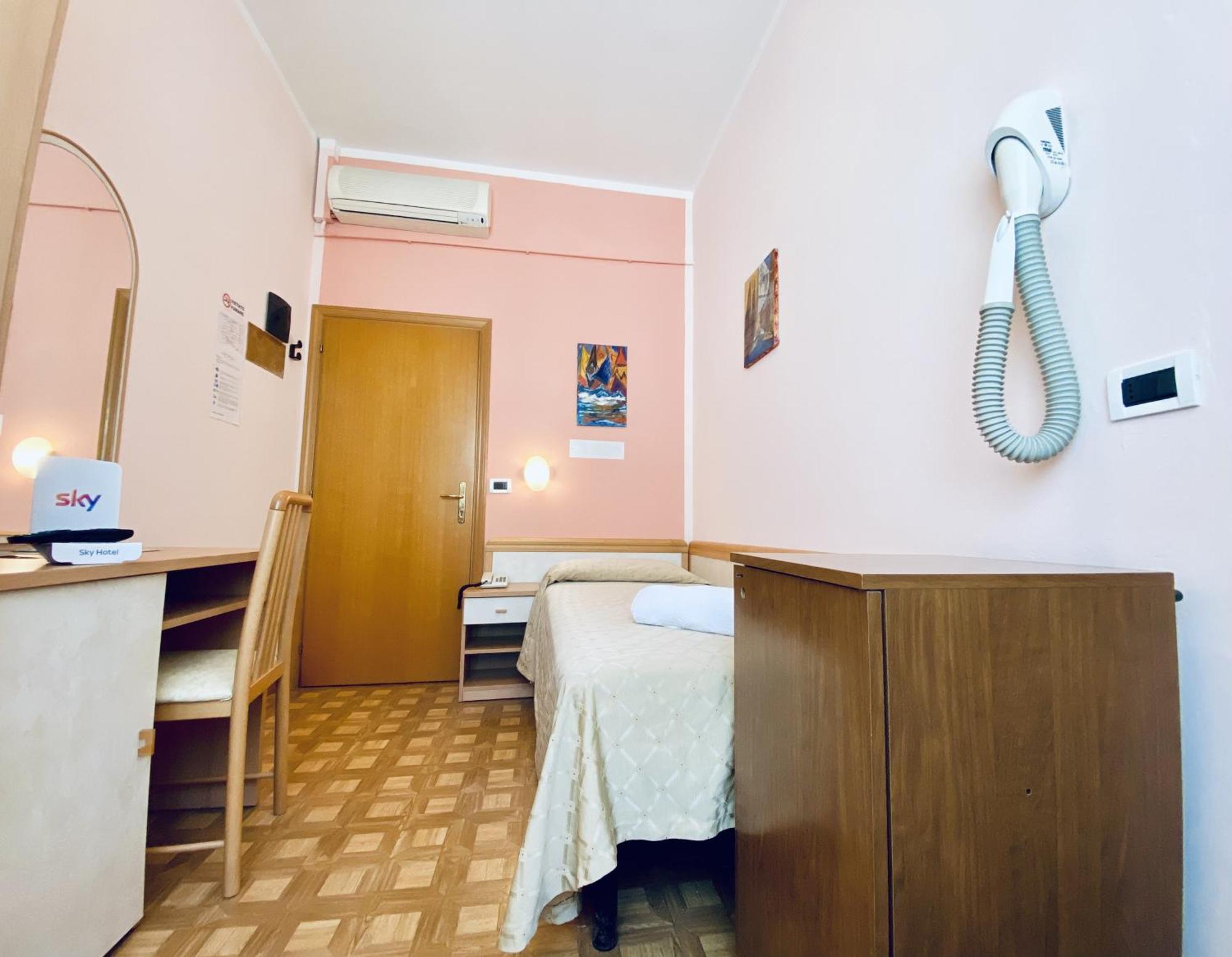 Hotel Villa Grazia Cesenatico Værelse billede
